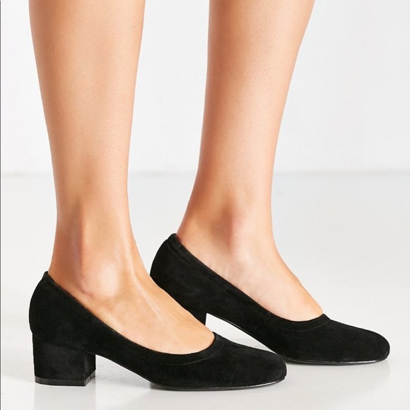 Jeffrey Campbell Shoes - Jeffrey Campbell bitsie block heel pumps size 7.5